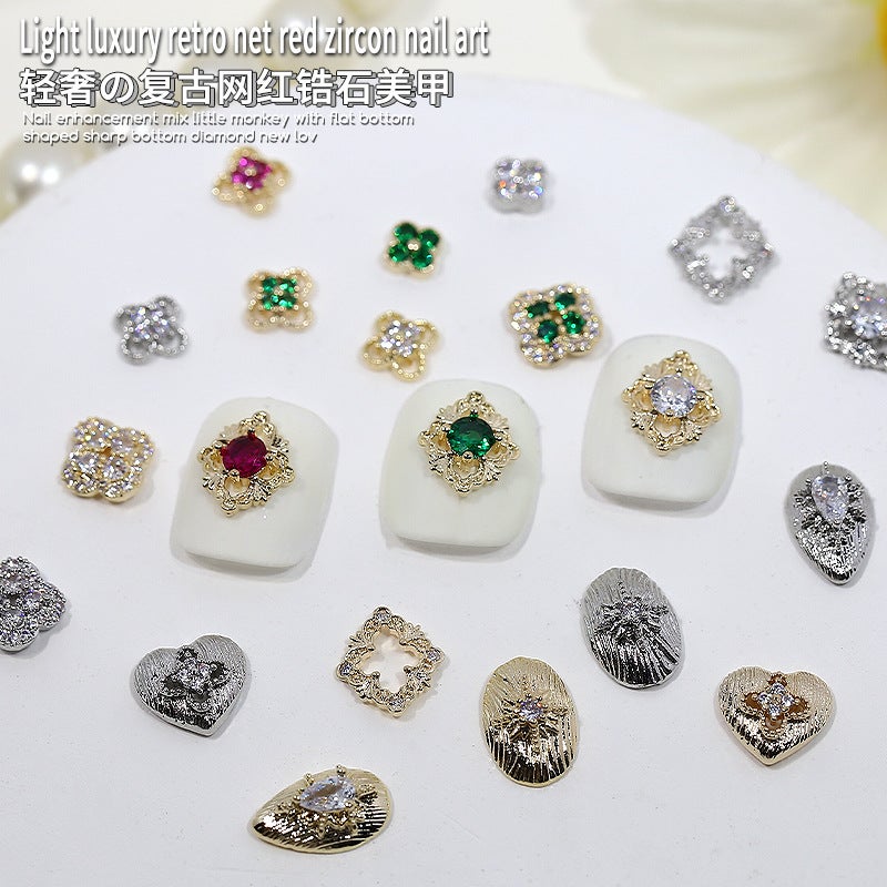 Internet Celebrity Explosions Retro Palace Style Nail Art Zircon Accessories Light Luxury Four-Leaf Clover Hollow Diamond Nail Jewelry - Image 5
